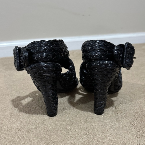 Stella McCartney Designer Raffia Thong Sandal - Picture 4 of 6